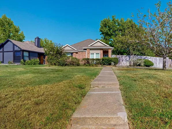 1002 Planters Rd, Mesquite, TX 75149