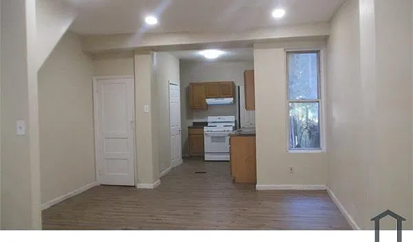 5 bed, $2,185 — Photo 4