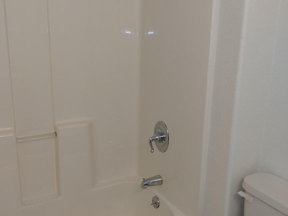 3rd image of 406 E 500th St S