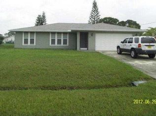 141 SW Thanksgiving Ave, Port Saint Lucie, FL 34984