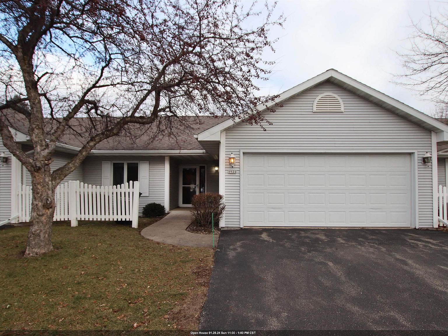 1522 S Oakwood Rd, Oshkosh, WI 54904 MLS 50285786 Zillow