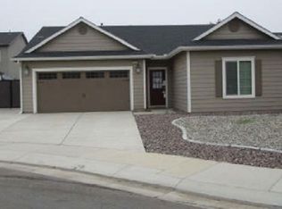 9029 Brook Shadow Way, Shafter, CA