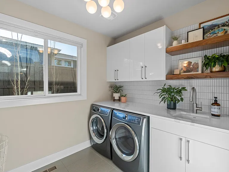 62719 Mehama Dr — Photo 34