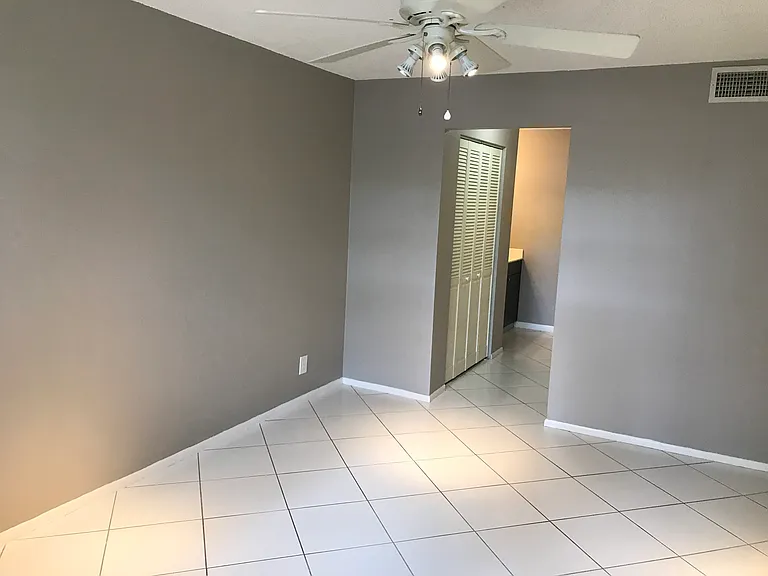 6700 Cypress Rd #111 — Photo 9