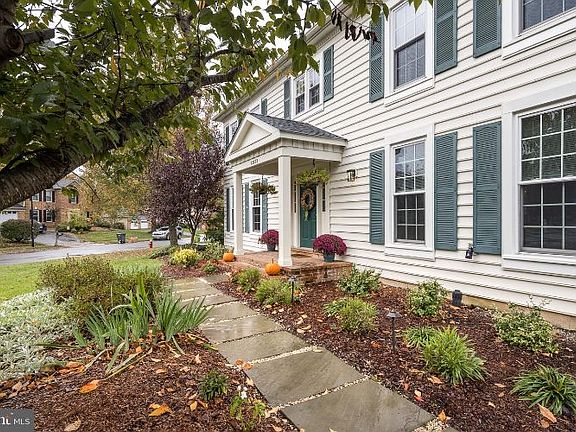 3rd image of 12673 Still Pond Ln