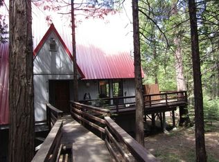 41084 Woodridge Ln, Shaver Lake, CA 93664