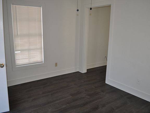 3rd image of 300 Wyatt St