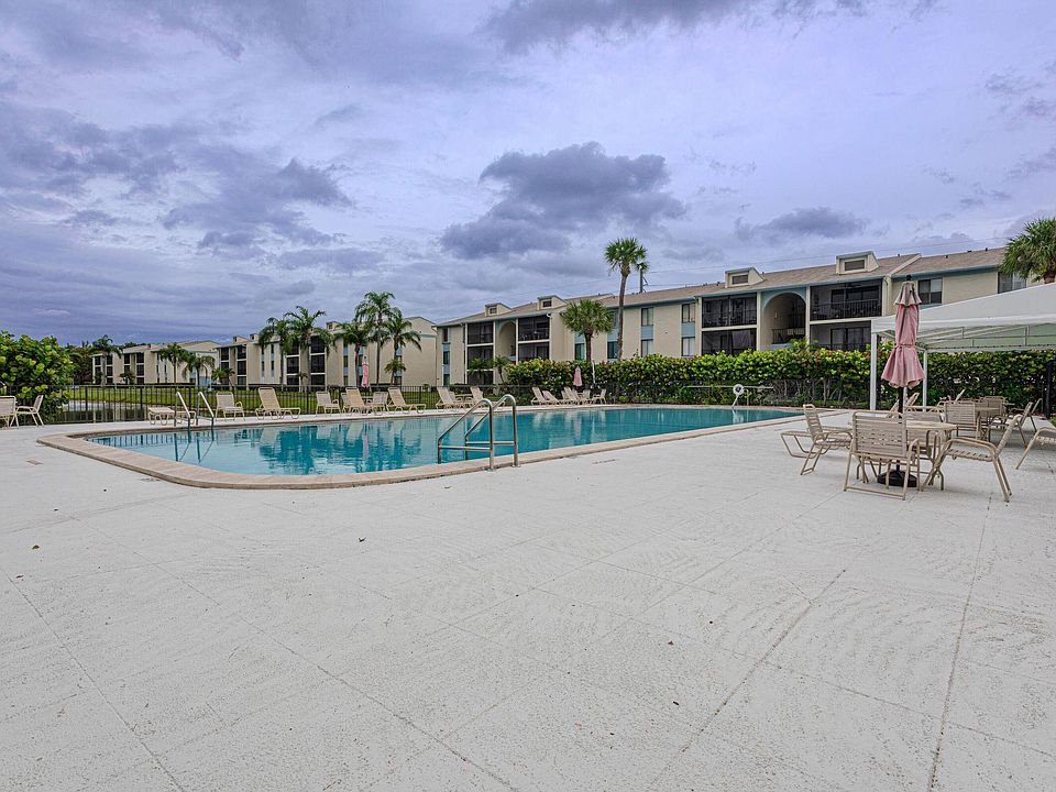 1st image of 1117 Green Pine H1 Boulevard #H1