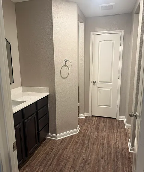 3011 Watercrest Dr — Photo 6