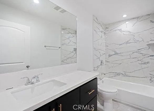 10422 1/2 Graham Ave — Photo 36
