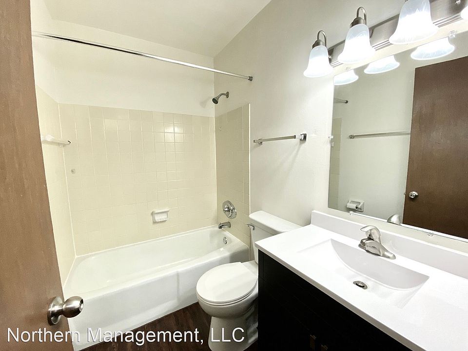 1st image of 86 N Park Ave #8746490