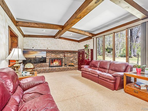 4th image of 9730 Gibbs Rd