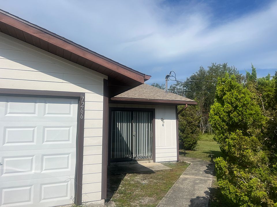 1st image of 7266 Pond Cir