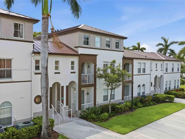 4425 SW 160th Ave APT 213, Miramar, FL 33027