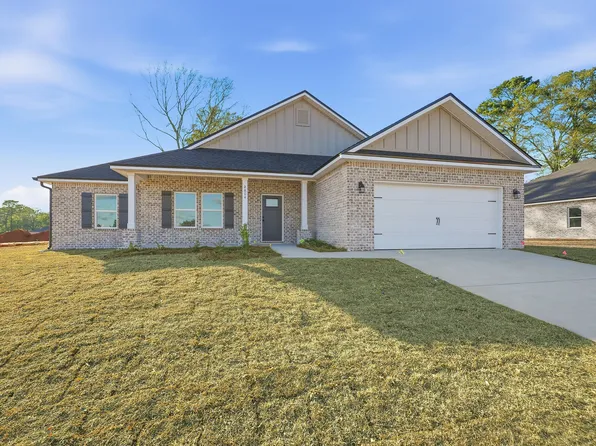 2801 Blackbird Ct, Crestview, FL 32539