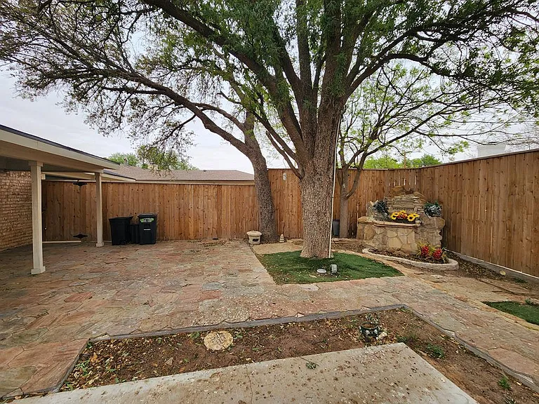 3300 Durant Dr — Photo 44