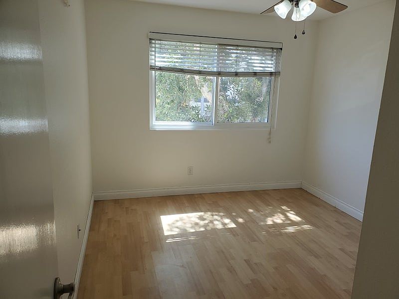 1st image of 3061 Cowley Way