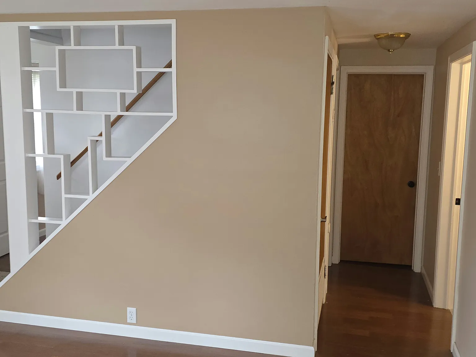 4 bed, 1324 sqft, $3,175 — Photo 4