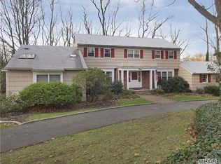 3 Old Field Rd, Huntington, NY 11743