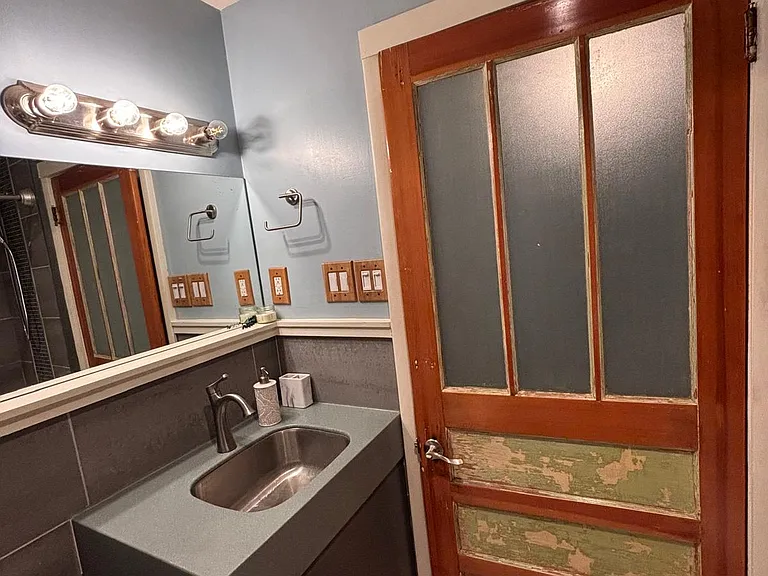 414 Breckenridge St — Photo 38