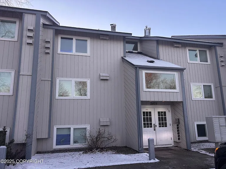 2875 W Intl Airport Rd — Photo 1