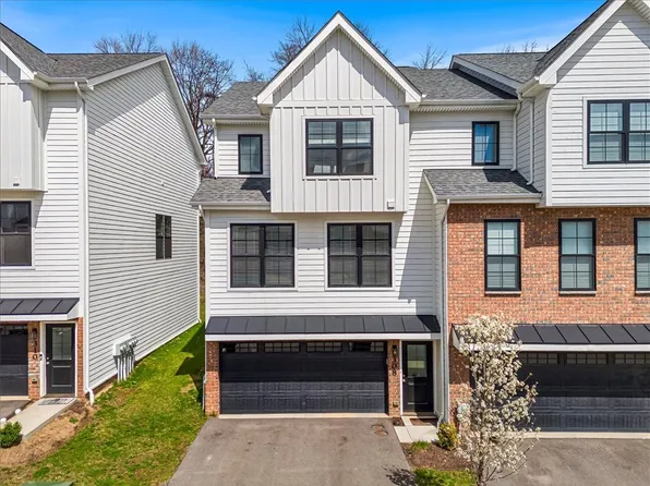 308 Thurgood Dr, Warrendale, PA 15086