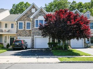 27 Osprey Dr #27, Old Bridge, NJ 08857