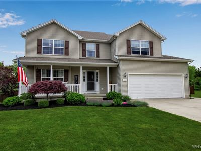 5999 Pinehurst Ct, Lake View, NY, 14085