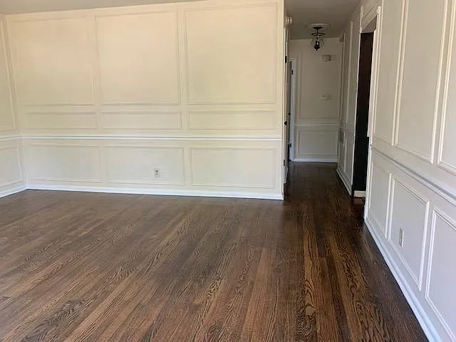320 Lee Ave — Photo 5