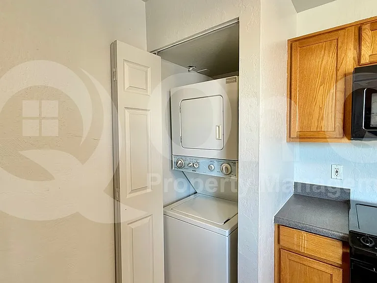 2537 W Georgia Ave #6 — Photo 5