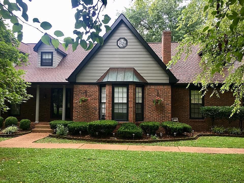 1st image of 205 Pebble Pl