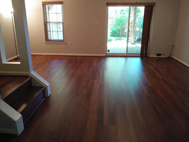 2711 Woodwalk Ct — Photo 6