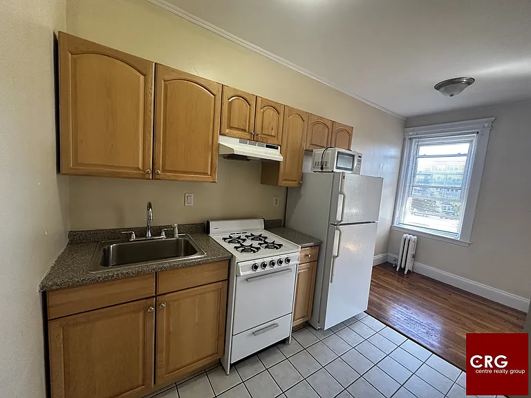 1637 Commonwealth Ave #14D — Photo 2