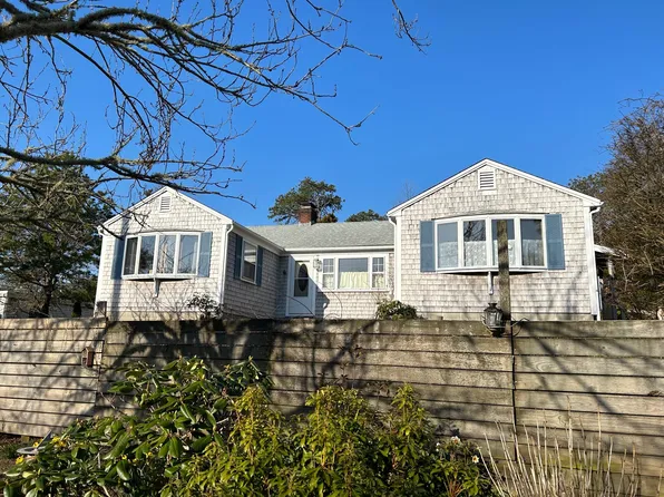 10 Ellis Street, Chatham, MA 02633