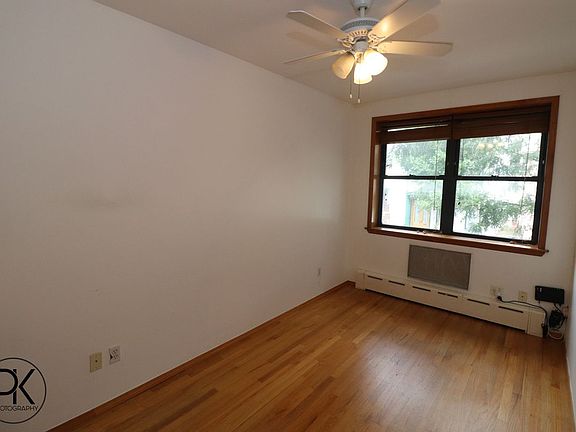 3rd image of 623 Humboldt St APT 2R