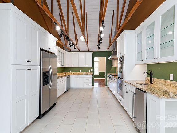 5th image of 137 Warlick Rd