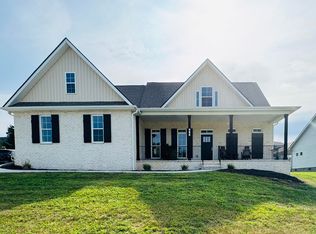 621 Running Brook Dr, Strawberry Plains, TN 37871