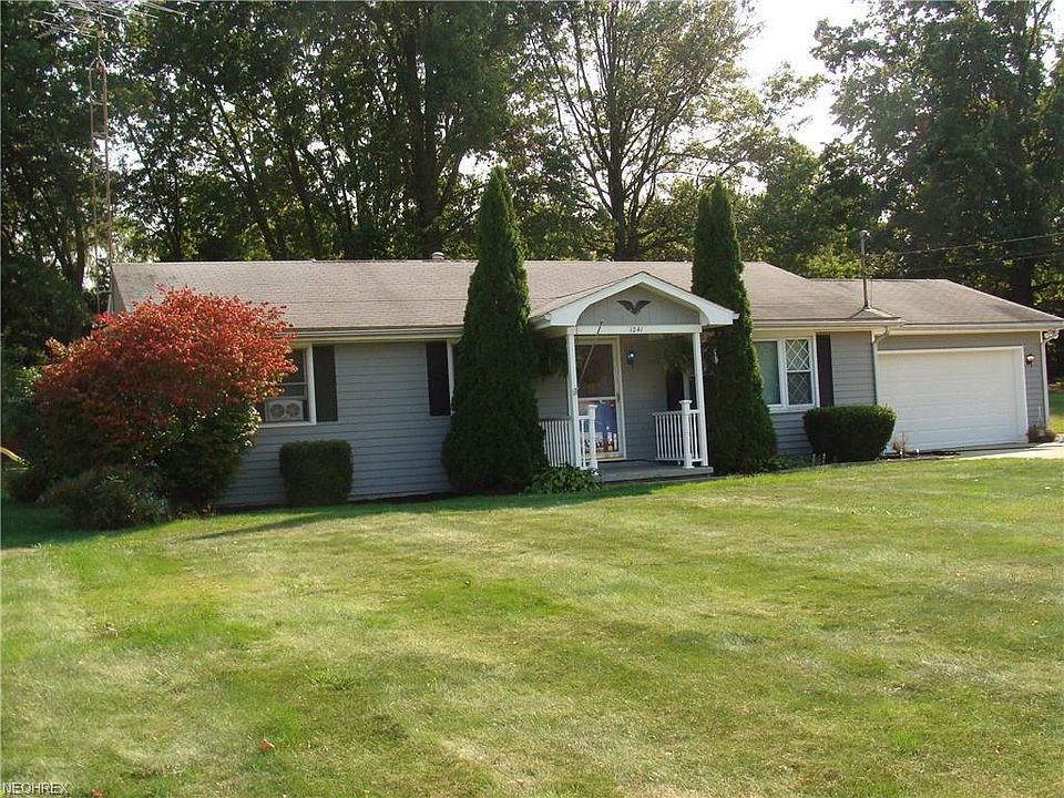 2nd image of 1241 Conser Dr