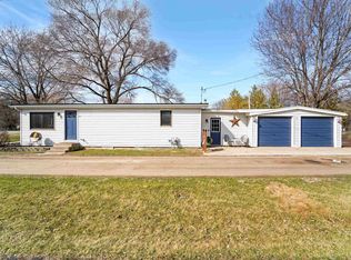 N8997 Lakeshore Dr, Van Dyne, WI 54979