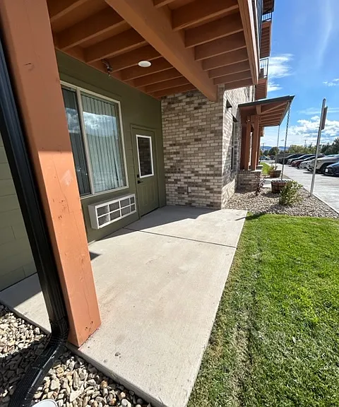 1035SQFT Unit Patio