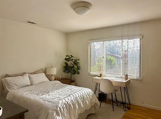 204 Termino Ave #B, Long Beach, CA 90803