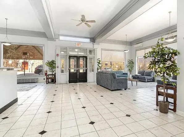 20 S Main St #505, Lewistown, PA 17044