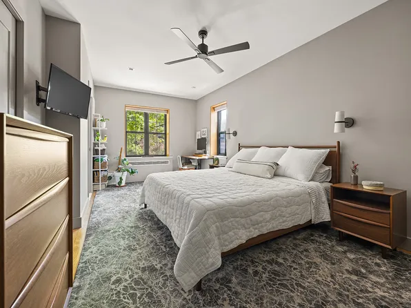 230 Park Place image 6 of 9