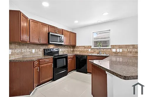 5500 Stone Meadow Ln Photo 1