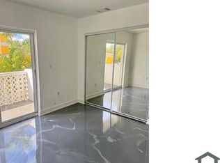 350 NE 125th St, North Miami, FL 33161