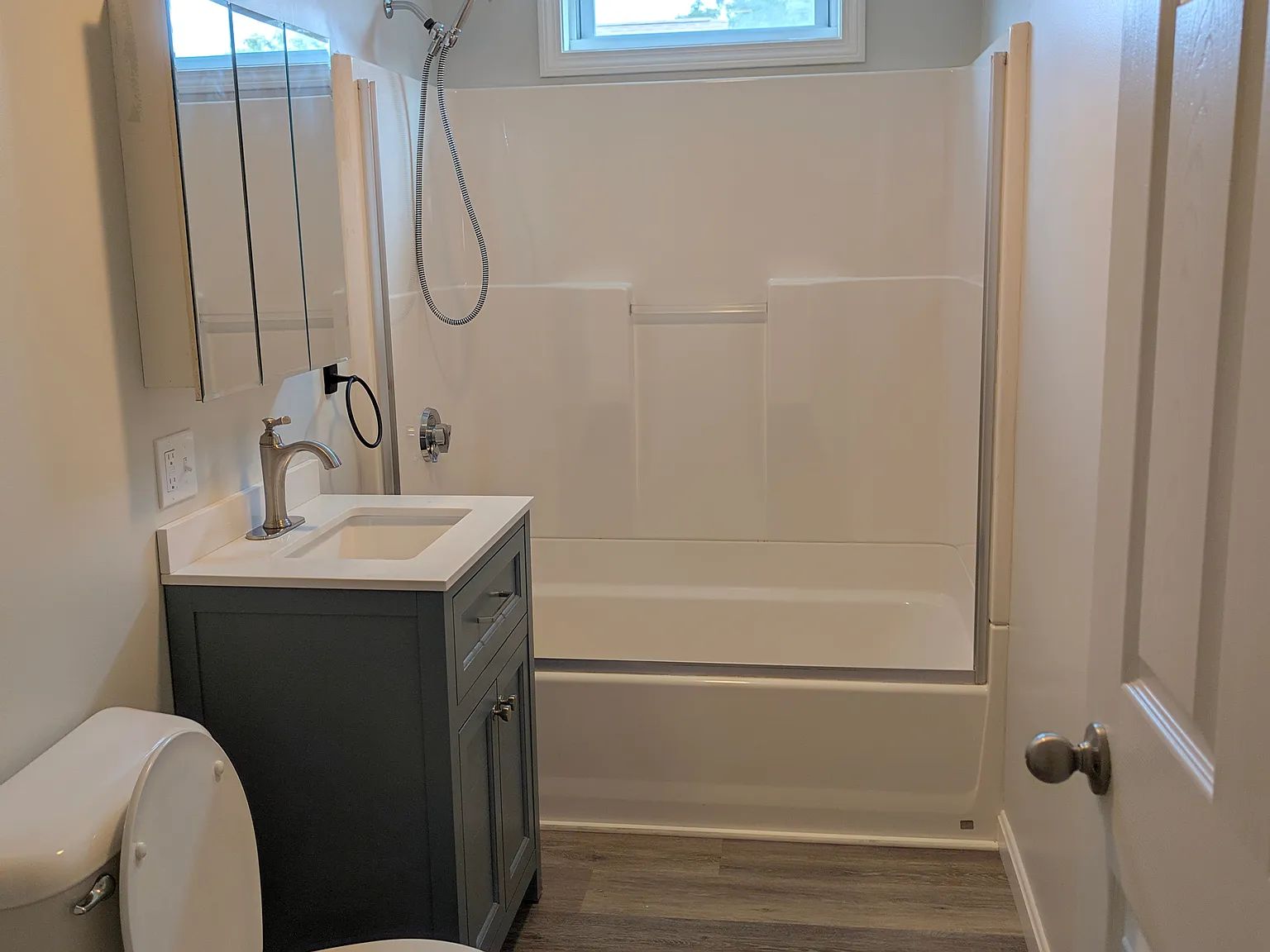 2 bed, $1,600 — Photo 4