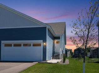 39765 Fallbrook Ave, North Branch, MN 55056