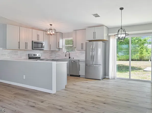 3313 14th St SW, Lehigh Acres, FL 33976