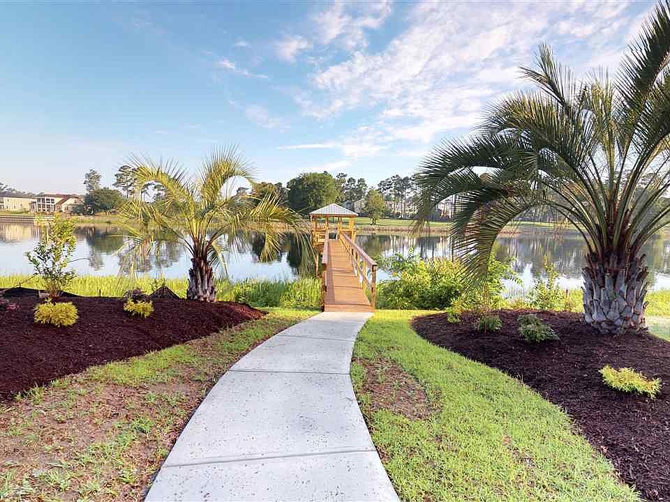 2nd image of 341 Las Olas Dr.