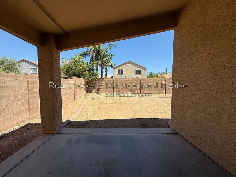 11728 W Avenida Del Sol — Photo 26